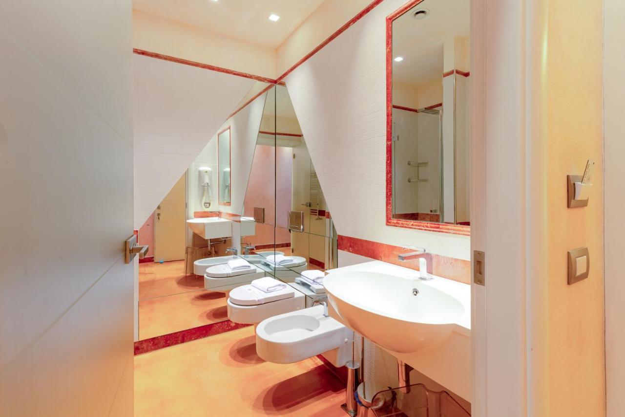 Aurora Garden Lodging - Rooms & Apartment Florence Exterior photo