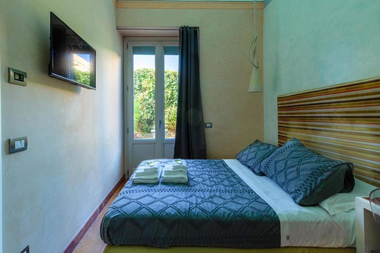 Aurora Garden Lodging - Rooms & Apartment Florence Exterior photo